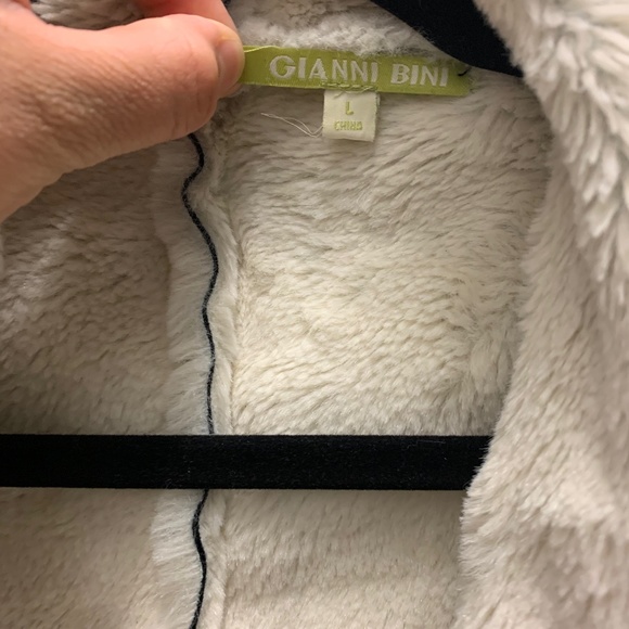 Gianni Bini faux fur coat - Picture 4 of 5